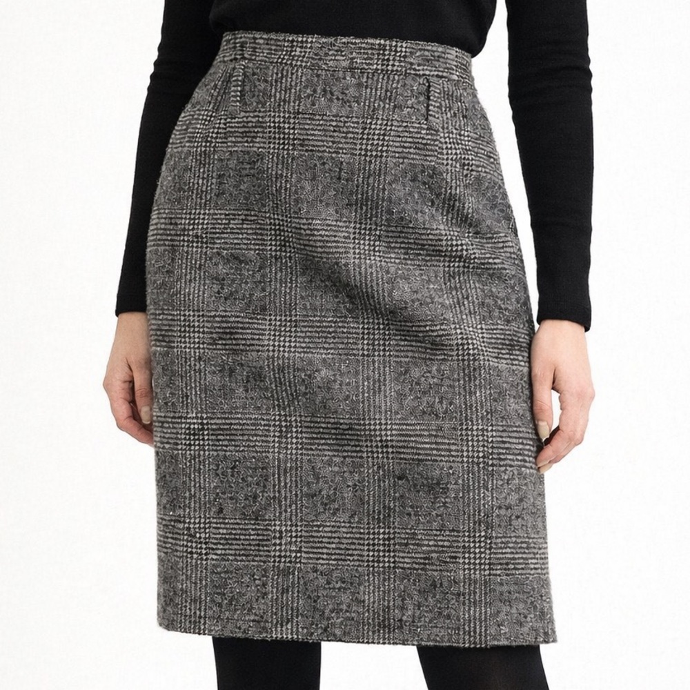 Escada Glen Plaid Wool Pencil Skirt Vintage Black Off White German Size 34/US 4